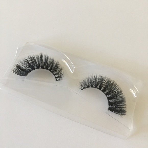 🦋Mink False Eyelashes - Picture 4 of 5
